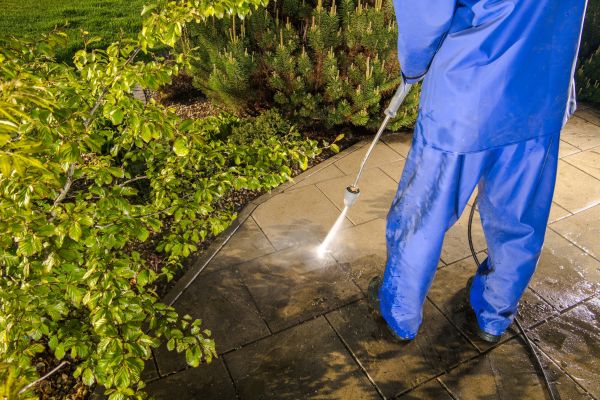 Cost of Hardscape Cleaning in Charleston