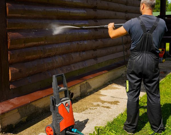 Cost of Log Home Pressure Washing in Charleston