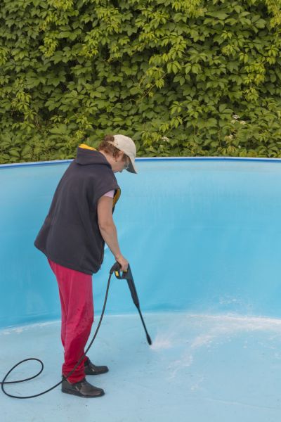 Cost of Pool Pressure Washing in Charleston